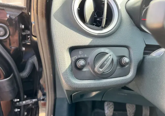 FORD Fiesta 1.25 Champions Edition