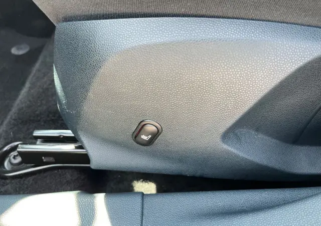 FORD Fiesta 1.25 Champions Edition