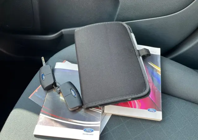 FORD Fiesta 1.25 Champions Edition