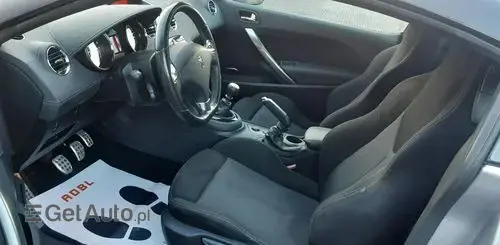 PEUGEOT RCZ 