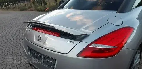 PEUGEOT RCZ 