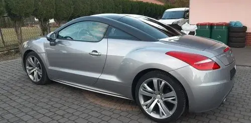 PEUGEOT RCZ 