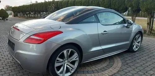 PEUGEOT RCZ 