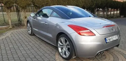 PEUGEOT RCZ 