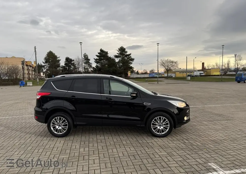 FORD Kuga 1.6 EcoBoost 2x4 Titanium