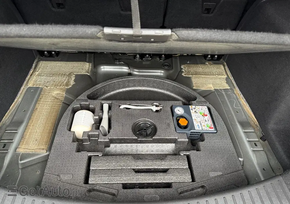 FORD Kuga 1.6 EcoBoost 2x4 Titanium