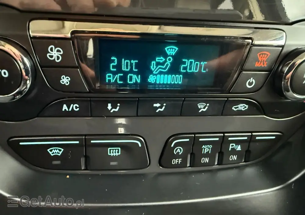 FORD Kuga 1.6 EcoBoost 2x4 Titanium