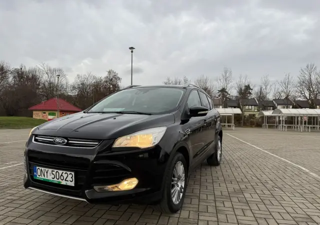 FORD Kuga 1.6 EcoBoost 2x4 Titanium