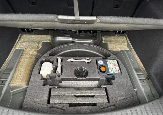 FORD Kuga 1.6 EcoBoost 2x4 Titanium