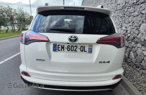 TOYOTA Rav 4 