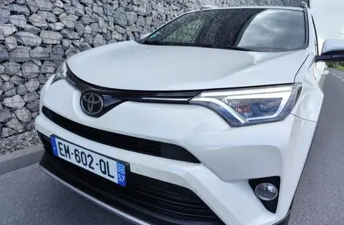 TOYOTA Rav 4 