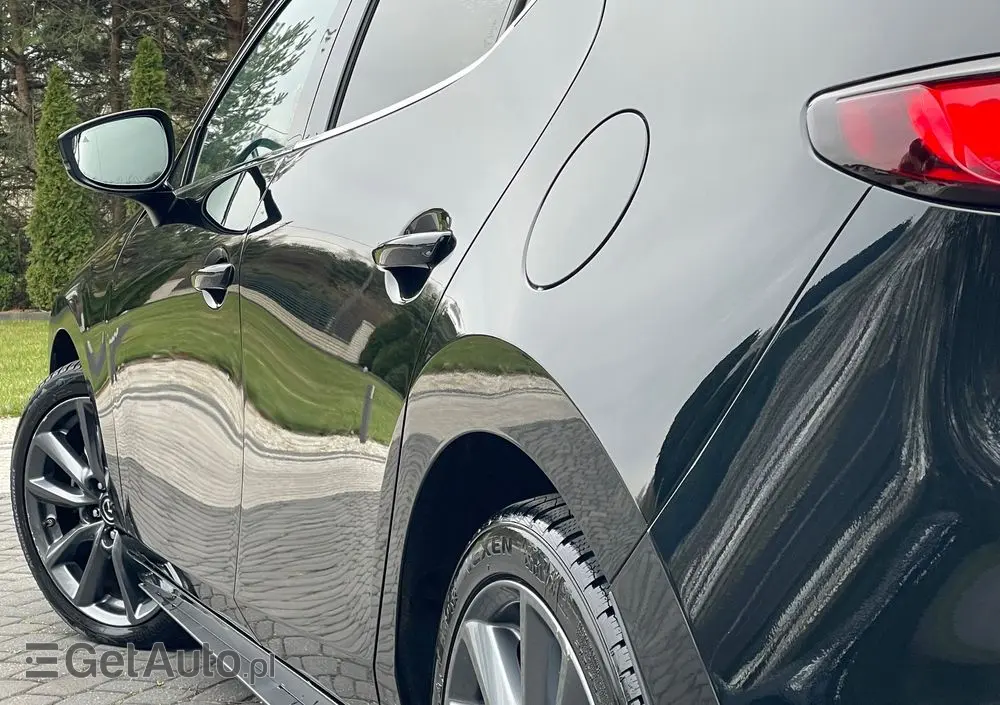 MAZDA 3 E-SKYACTIV-G 150 M HYBRID DRIVE EXCLUSIVE-LINE