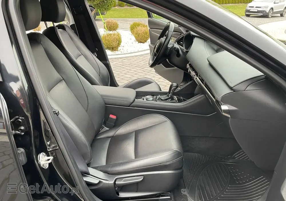 MAZDA 3 E-SKYACTIV-G 150 M HYBRID DRIVE EXCLUSIVE-LINE