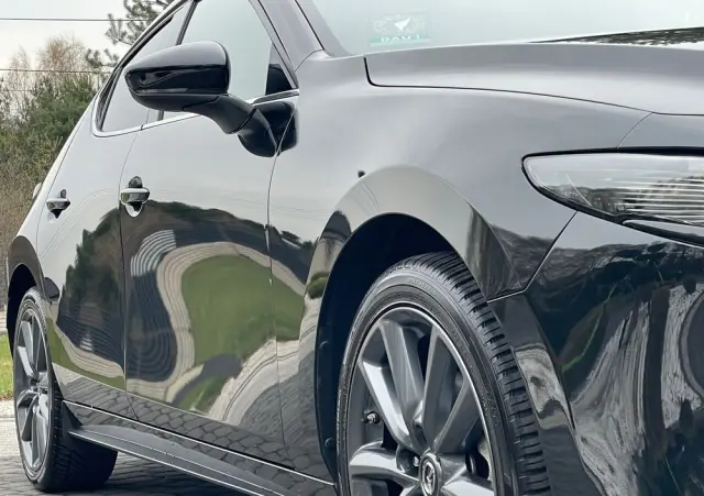 MAZDA 3 E-SKYACTIV-G 150 M HYBRID DRIVE EXCLUSIVE-LINE