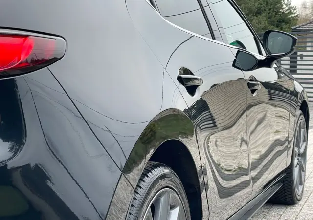 MAZDA 3 E-SKYACTIV-G 150 M HYBRID DRIVE EXCLUSIVE-LINE