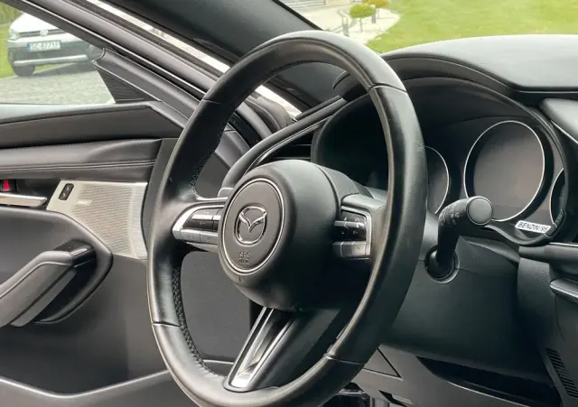 MAZDA 3 E-SKYACTIV-G 150 M HYBRID DRIVE EXCLUSIVE-LINE