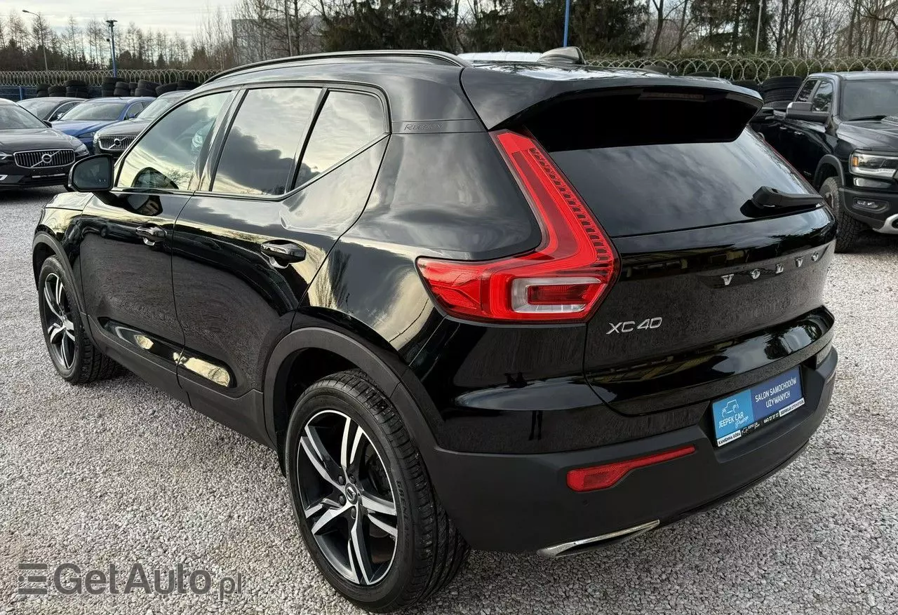 VOLVO XC 40 T4 AWD Geartronic R-Design