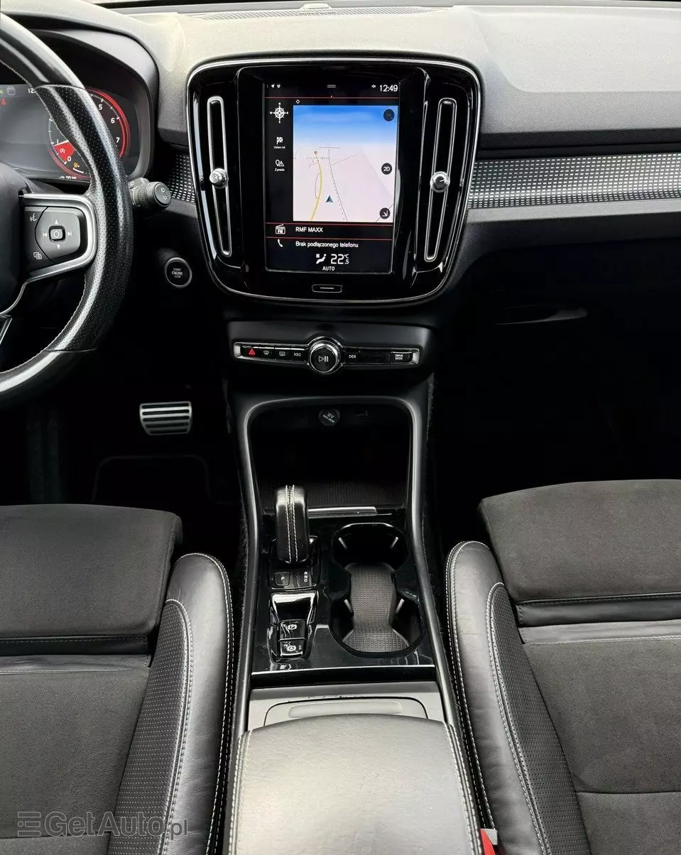 VOLVO XC 40 T4 AWD Geartronic R-Design