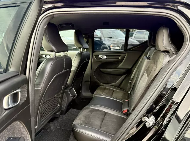 VOLVO XC 40 T4 AWD Geartronic R-Design