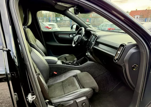 VOLVO XC 40 T4 AWD Geartronic R-Design