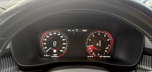 VOLVO XC 40 T4 AWD Geartronic R-Design