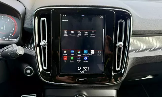 VOLVO XC 40 T4 AWD Geartronic R-Design