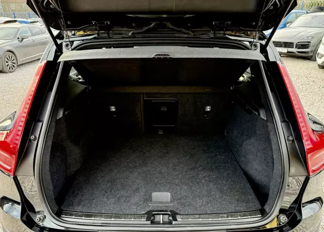 VOLVO XC 40 T4 AWD Geartronic R-Design