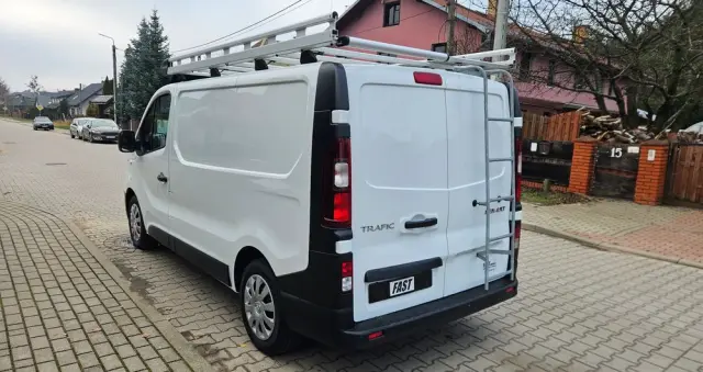 RENAULT TRAFIC 
