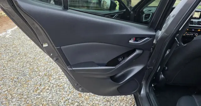 MAZDA 3 SKYACTIV-G 120 Automatik Exclusive-Line