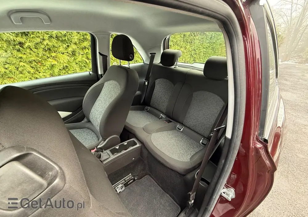 OPEL Adam 1.2 White Link