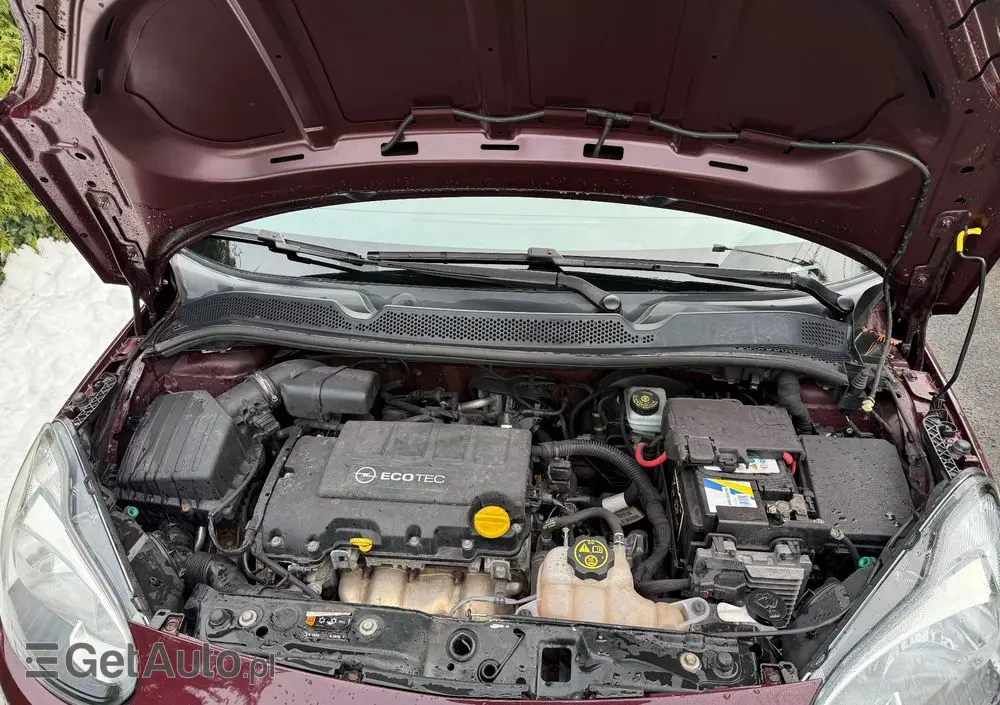 OPEL Adam 1.2 White Link