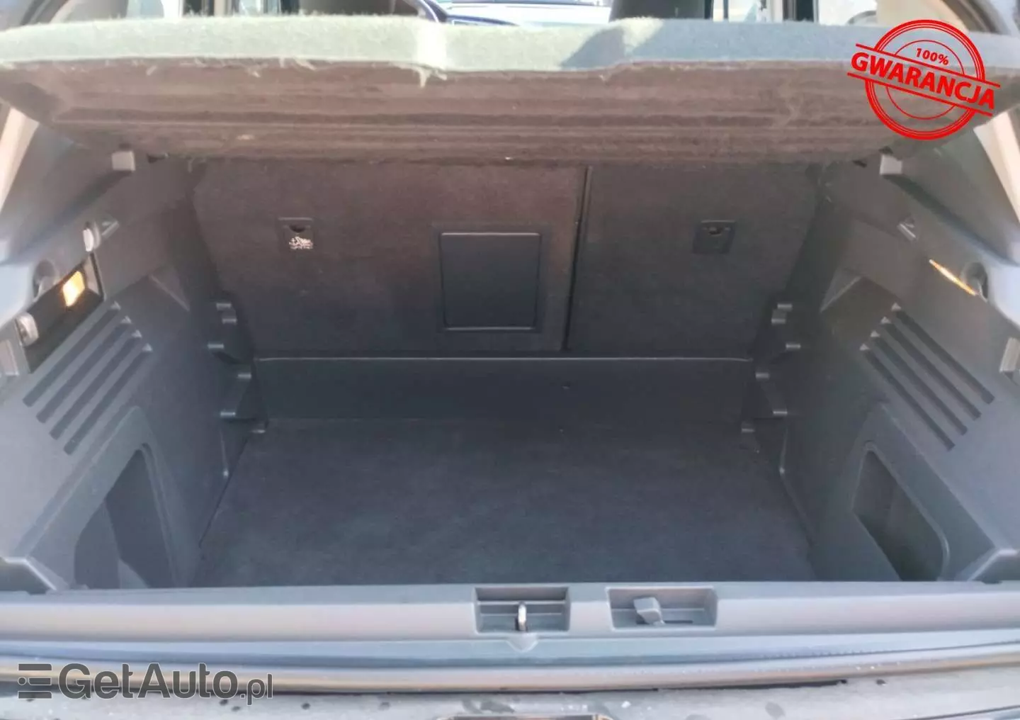 PEUGEOT 3008 120 VTi Premium