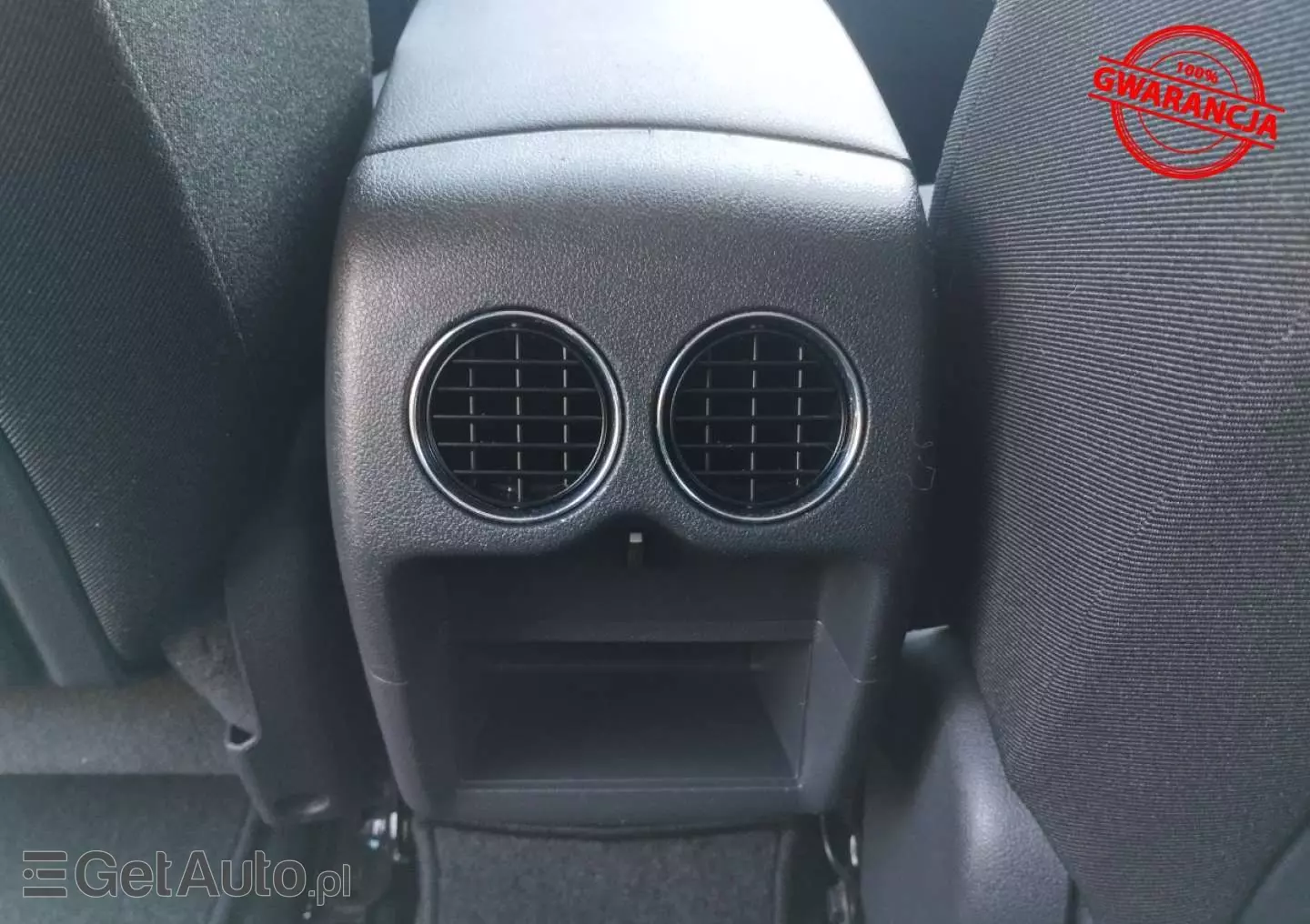 PEUGEOT 3008 120 VTi Premium