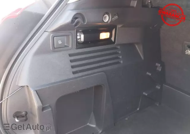 PEUGEOT 3008 120 VTi Premium