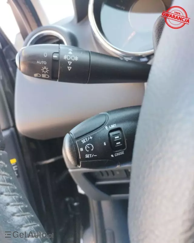 PEUGEOT 3008 120 VTi Premium