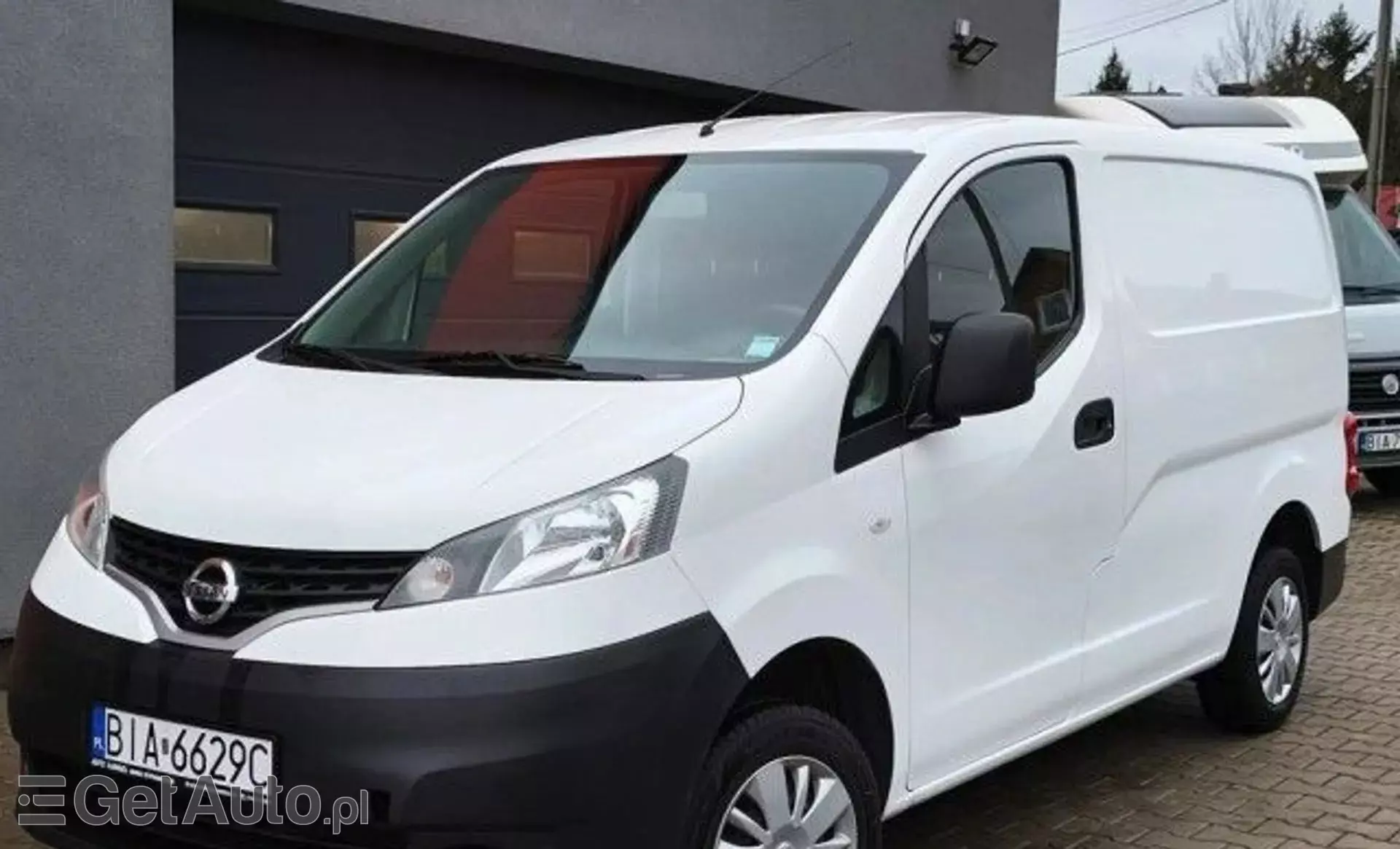 NISSAN NV200 