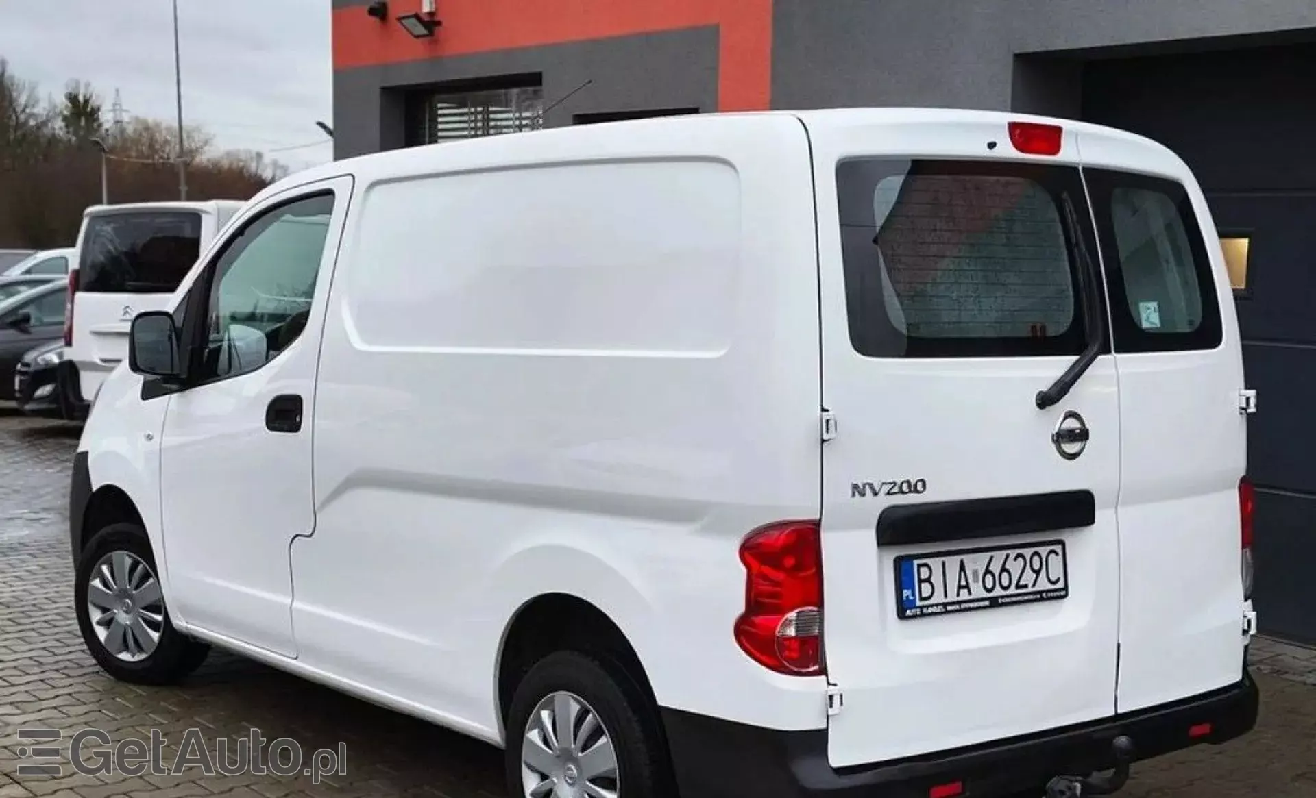 NISSAN NV200 