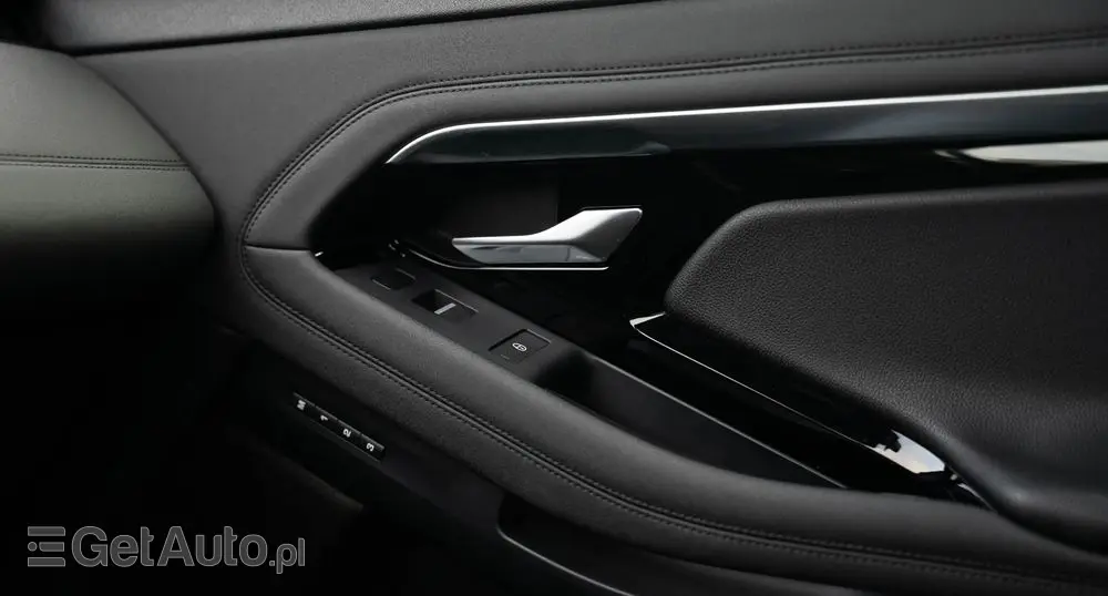 LAND ROVER Range Rover Evoque 2.0 P300 mHEV R-Dynamic SE