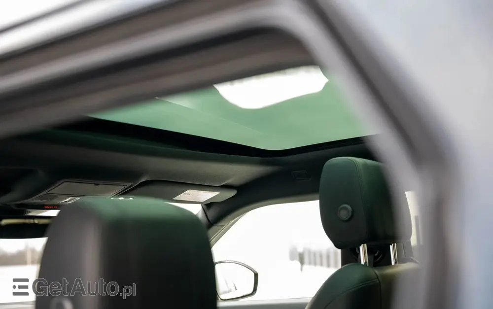 LAND ROVER Range Rover Evoque 2.0 P300 mHEV R-Dynamic SE