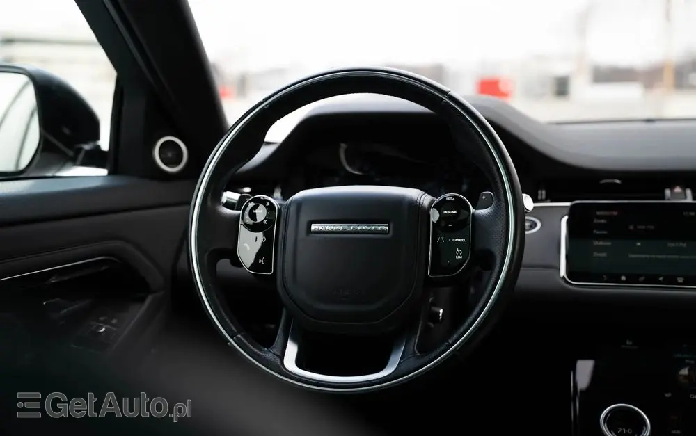 LAND ROVER Range Rover Evoque 2.0 P300 mHEV R-Dynamic SE