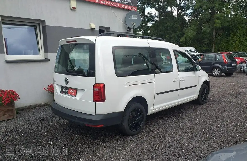 VOLKSWAGEN Caddy 