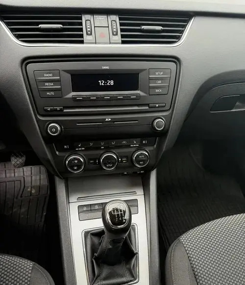 SKODA Octavia 