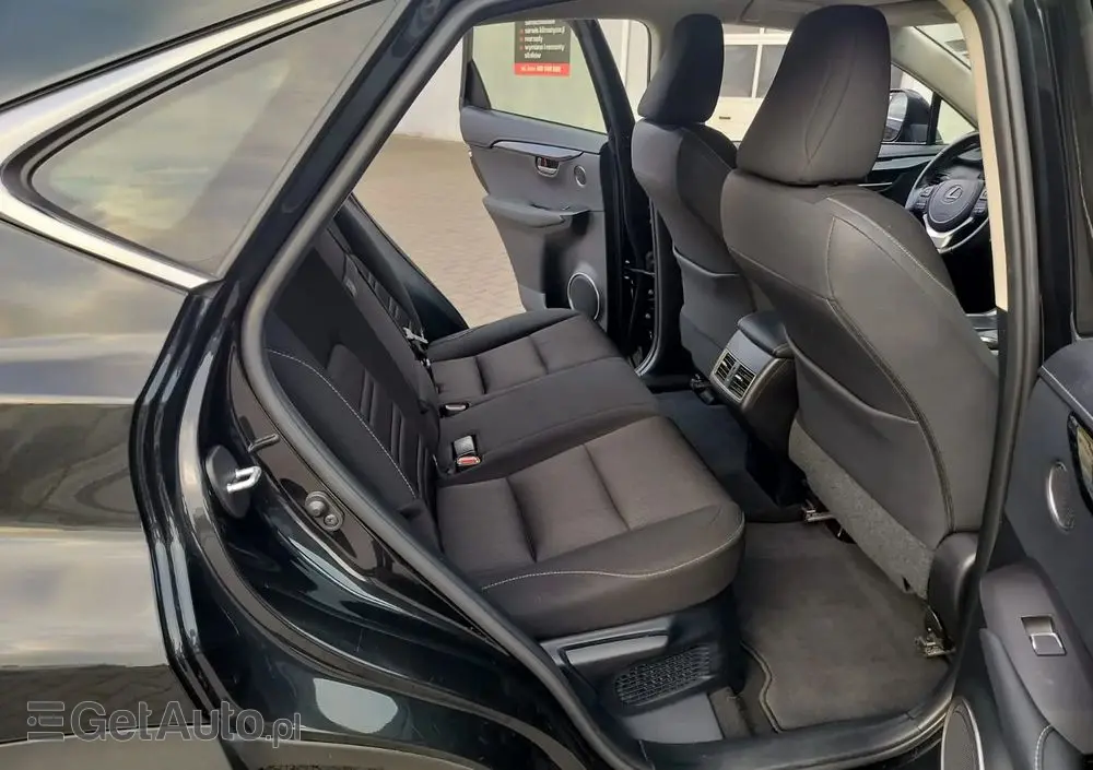 LEXUS NX 300h Business Edition AWD