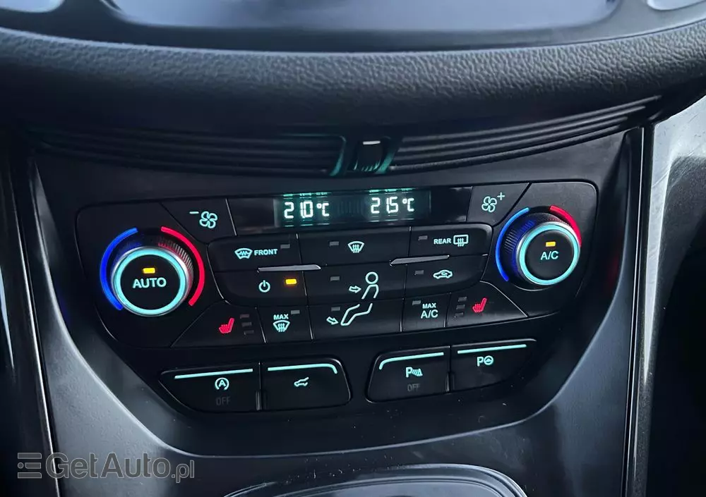 FORD Kuga 2.0 TDCi 4x4 ST-Line