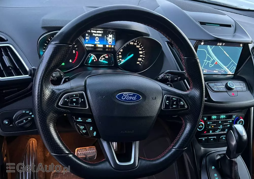 FORD Kuga 2.0 TDCi 4x4 ST-Line