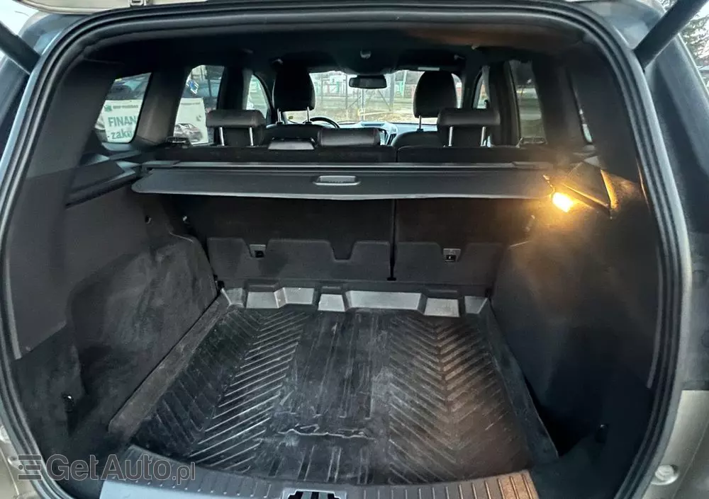 FORD Kuga 2.0 TDCi 4x4 ST-Line