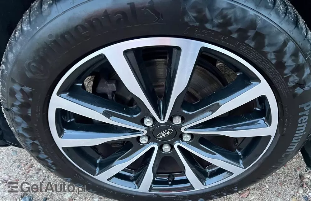 FORD Kuga 2.0 TDCi 4x4 ST-Line