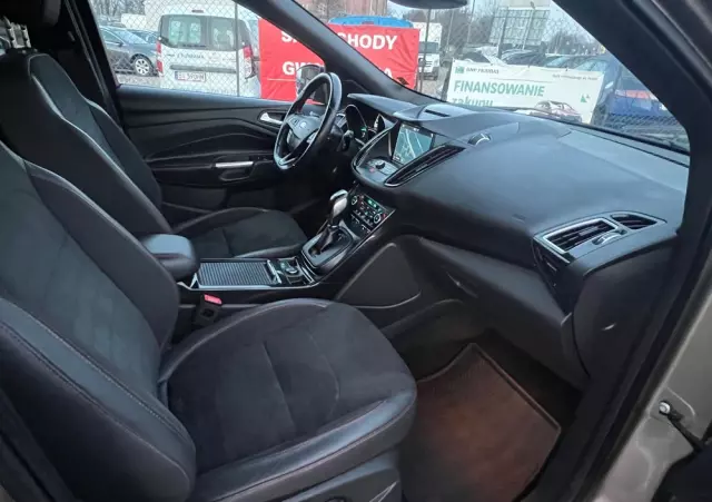 FORD Kuga 2.0 TDCi 4x4 ST-Line