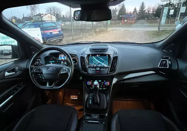 FORD Kuga 2.0 TDCi 4x4 ST-Line