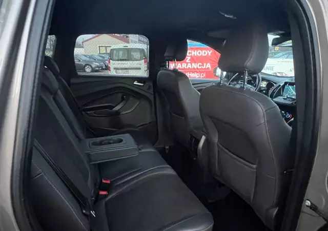 FORD Kuga 2.0 TDCi 4x4 ST-Line